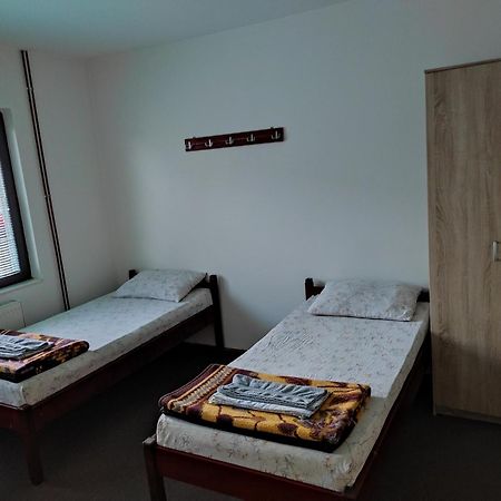 Mico Np Guest House Novi Pazar Exterior photo